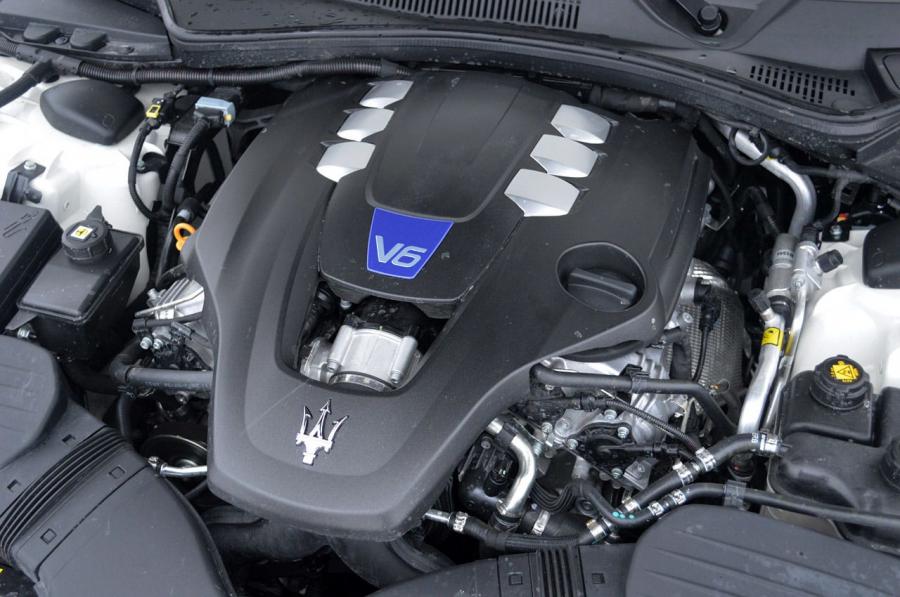  Maserati Ghibli S Q4 2014 года  (фото 11 из 40)